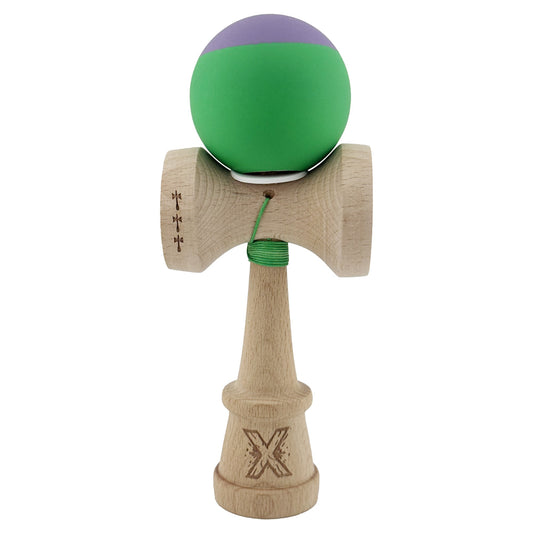 Kendama X Originala, Model V3 Mov / Verde, Profesionala, Cupe Mari King Size, Rubber Grip, Gaura in Baza, Rulment, Ata 62cm