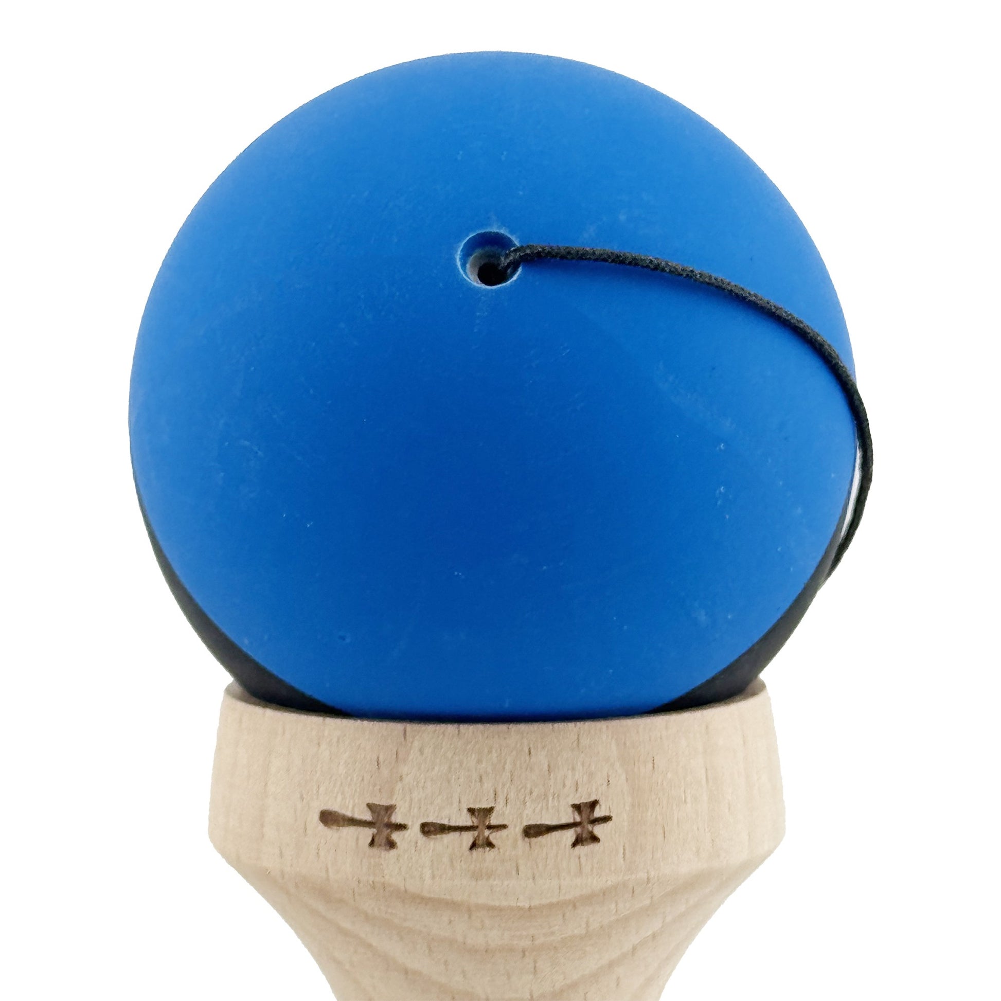 Kendama X Originala, Model V3 Albastru / Negru, Profesionala, Cupe Mari King Size, Rubber Grip, Gaura in Baza, Rulment, Ata 62cm
