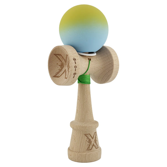 Kendama X Originala, Model V3 Galben/Albastru Deschis in Degrade, Profesionala, Cupe Mari King Size, Rubber Grip, Gaura in Baza, Rulment, Ata 62cm