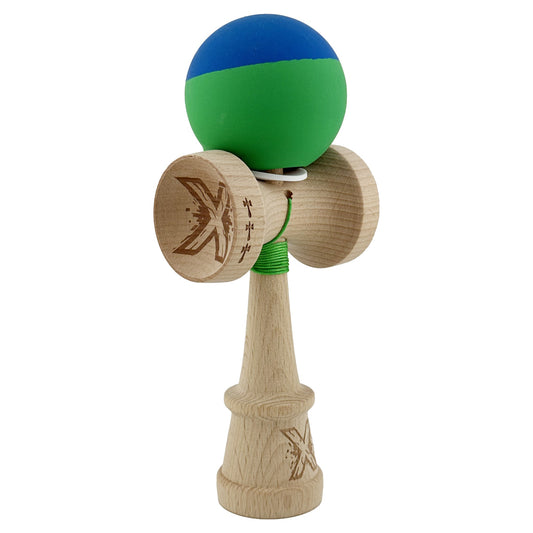 Kendama X Originala, Model V3 Albastru / Verde, Profesionala, Cupe Mari King Size, Rubber Grip, Gaura in Baza, Rulment, Ata 62cm