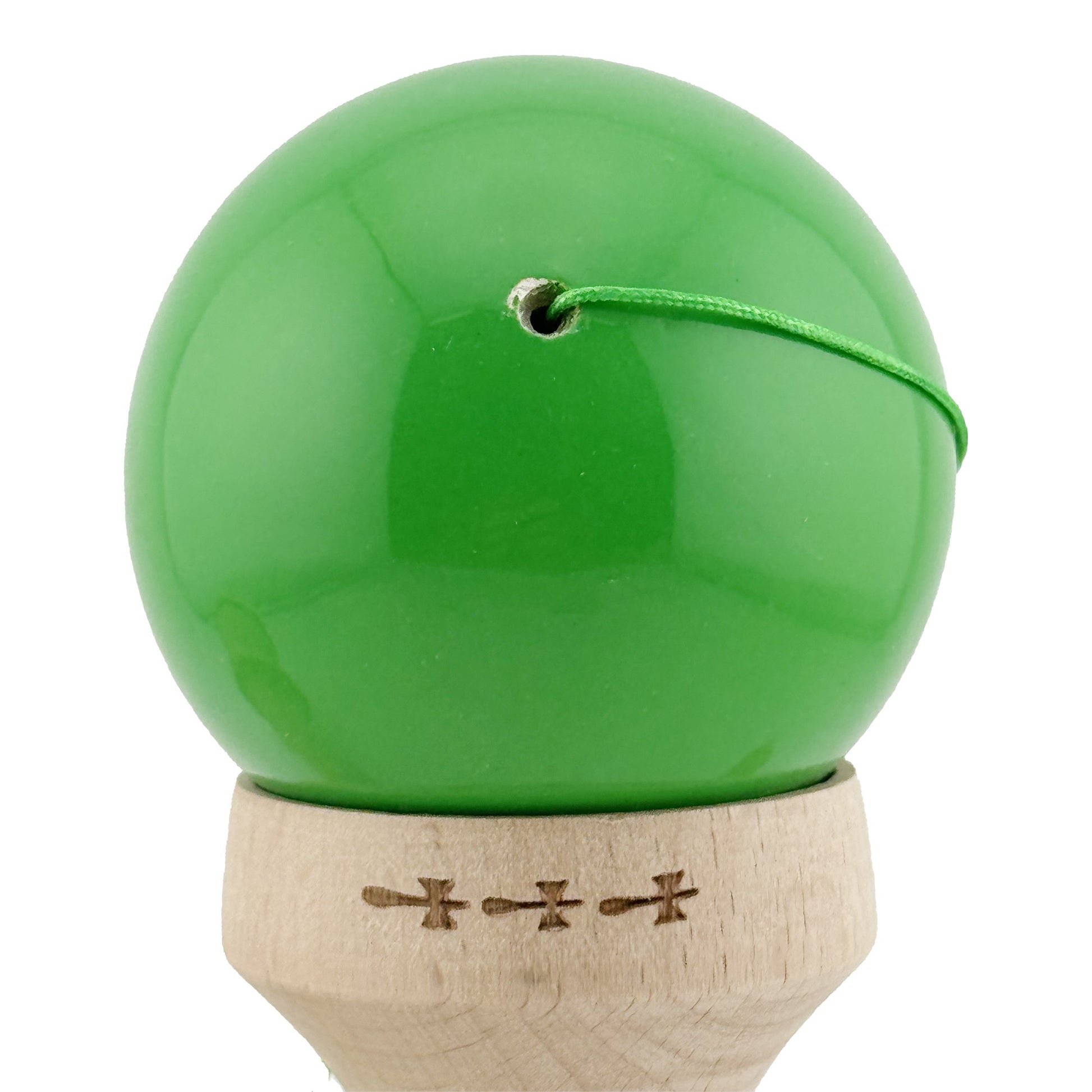 Kendama X Originala, Model V3 Verde / Alb, Profesionala, Cupe Mari King Size, Super Sticky, Gaura in Baza, Rulment, Ata 62cm