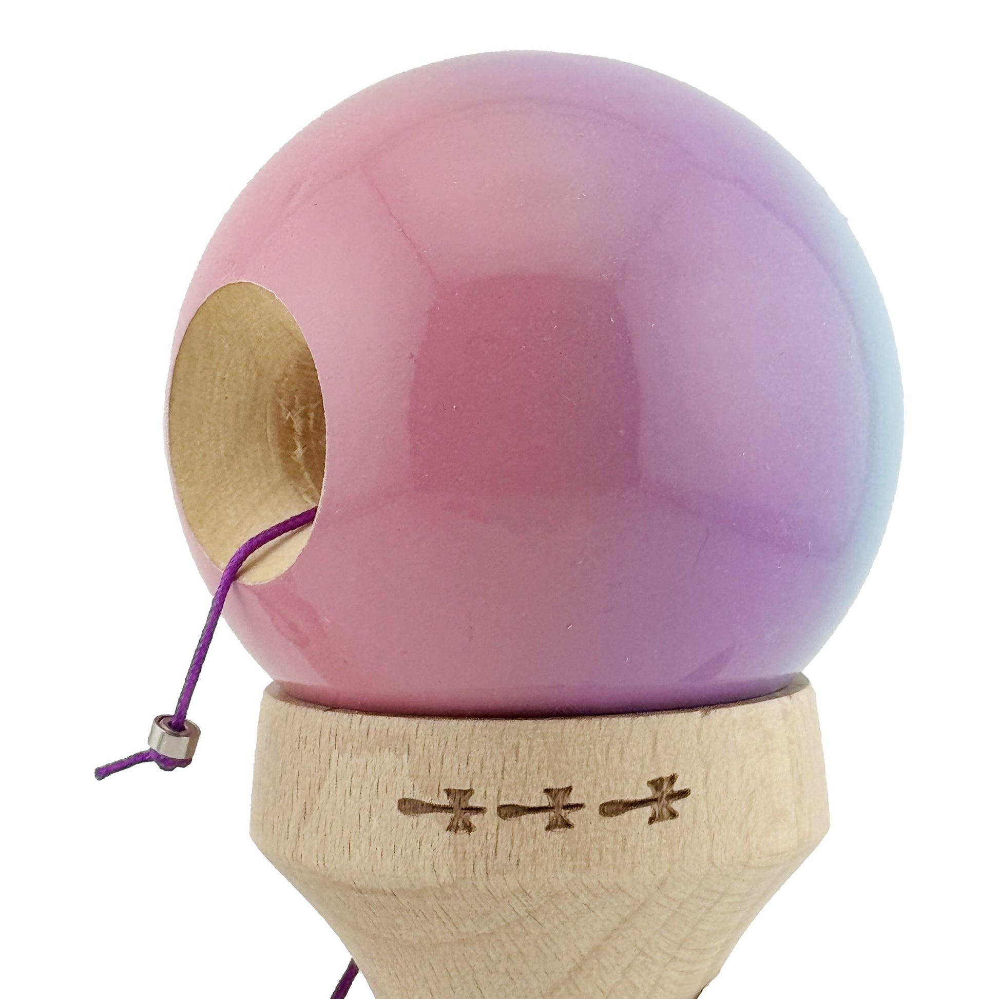 Kendama X Originala, Model V3 Albastru / Mov / Roz in Degrade, Profesionala, Cupe Mari King Size, Super Sticky, Gaura in Baza, Rulment, Ata 62cm