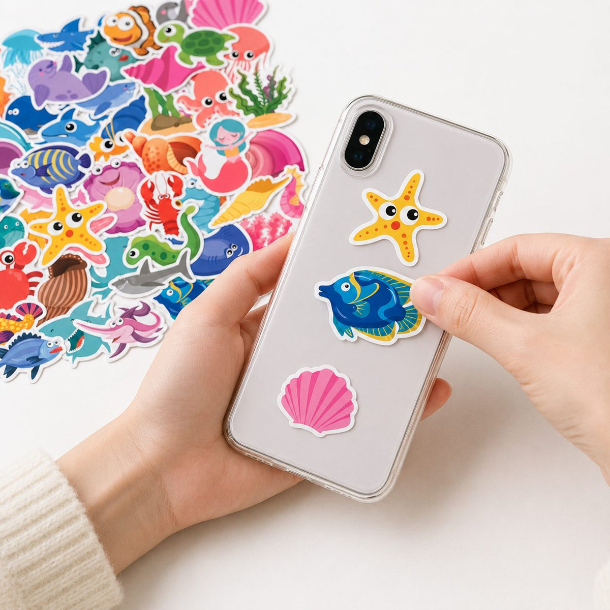 Stickere Decorative Lumea Marina, Animale Acvatice Kawaii, Folie Mata, Multicolor, Set 50 Bucati, 5-6 cm