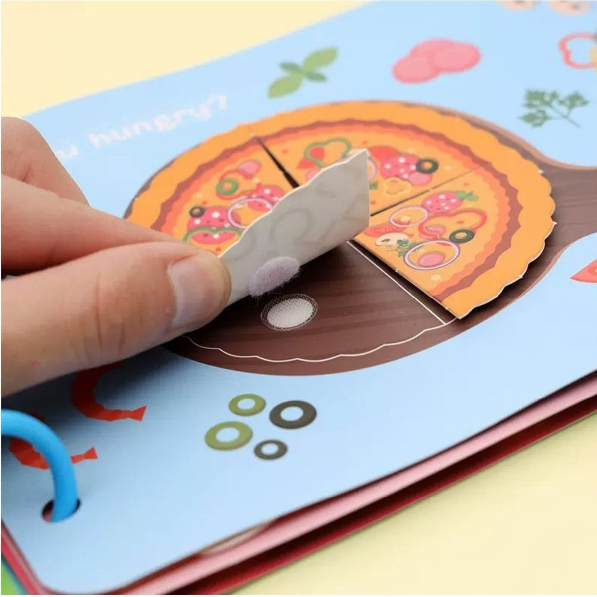 Carte Senzoriala Montessori, Jucarie Educationala Quiet Book, Seria Viata de Zi cu Zi, Pagini Interactive cu Scai Velcro, Carton Rezistent Impermeabil, 10 Pagini, Varsta 3 Ani+, Multicolora