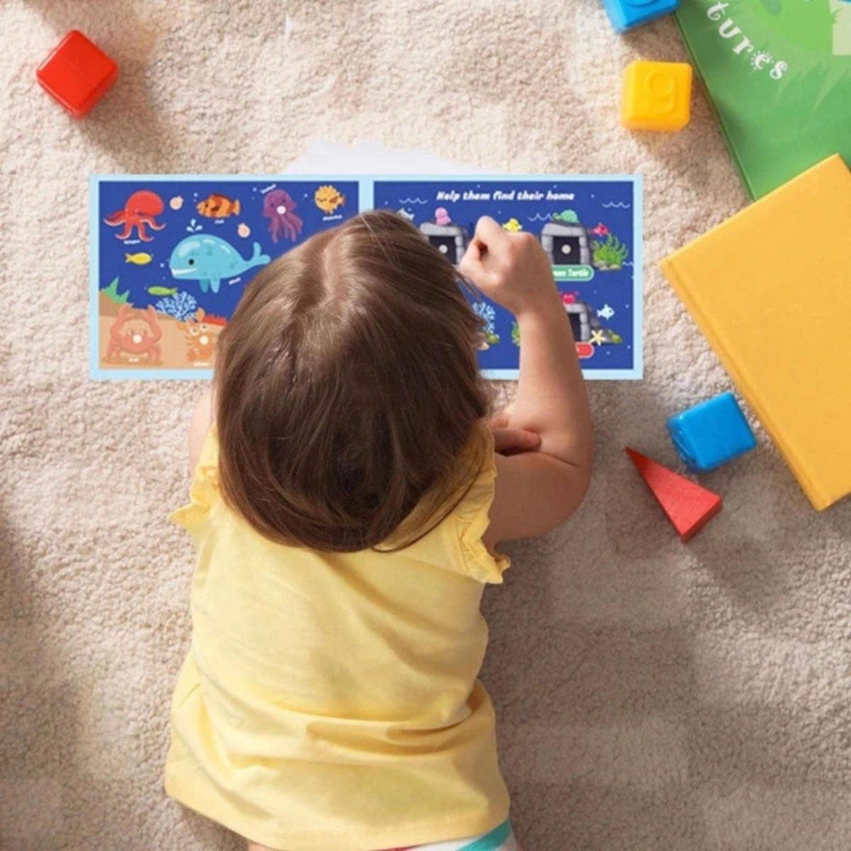 Carte Educativa Montessori, Quiet Book Senzoriala cu Stickere Reutilizabile Velcro, Joc Interactiv Dezvoltare Motricitate, Lumea Acvatica, Carton Plastificat Impermeabil, 10 Pagini, Multicolor, 3 Ani+