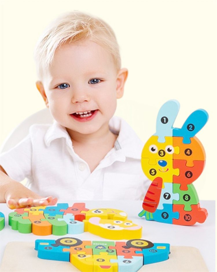 Puzzle din Lemn 3D Montessori, Jucarie Educativa si Interactiva pentru Copii 0-3 Ani, Dezvoltare Motricitate Fina, Vopsea Ecologica, 11 Piese, Model Iepure, Multicolor