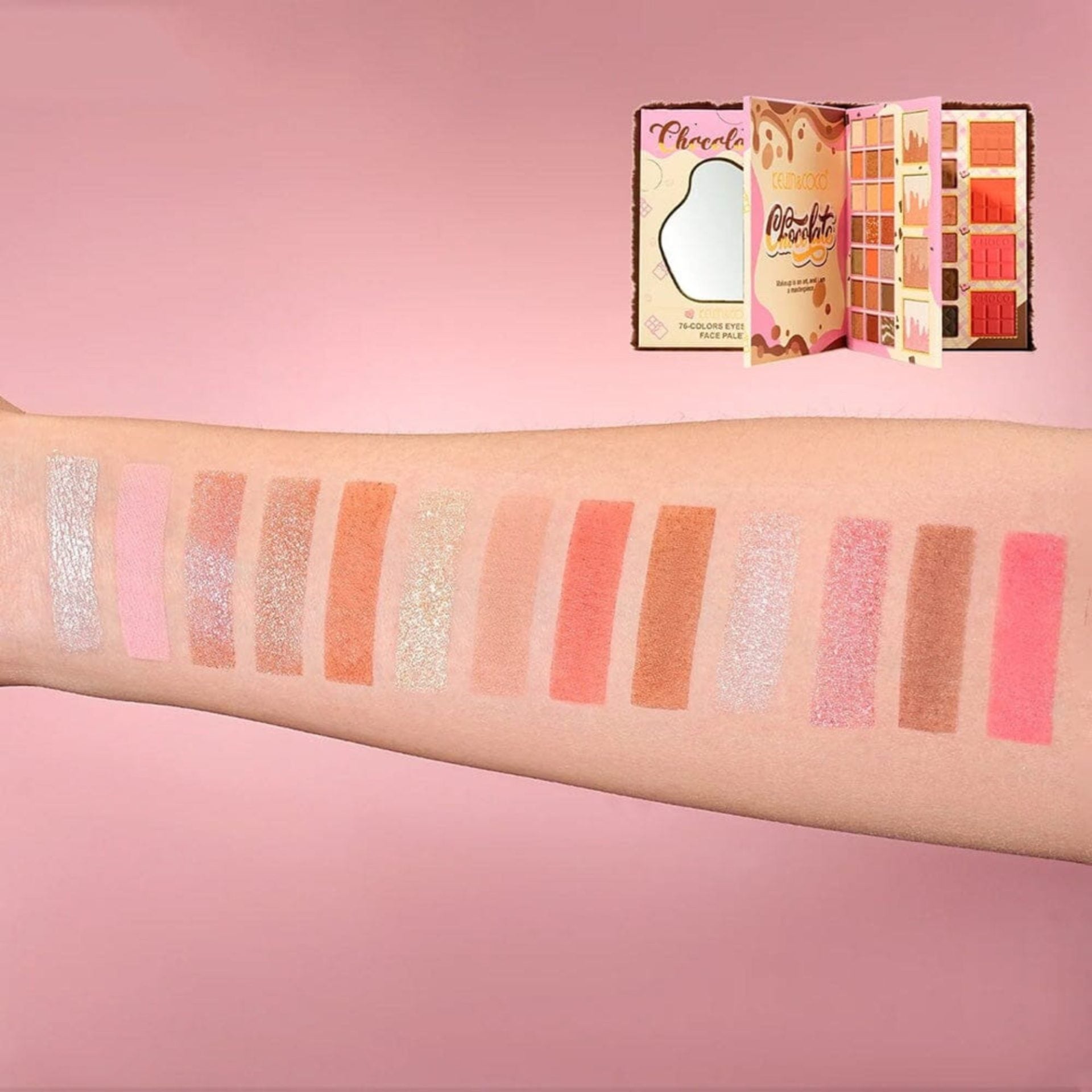 Paleta Machiaj Profesionala Kevin & Coco Chocolate Fuzzy, Trusa Completa 76 Culori Ochi si Fata, Design Blana Artificiala si Glitter Lichid, Multicolor, 500 g