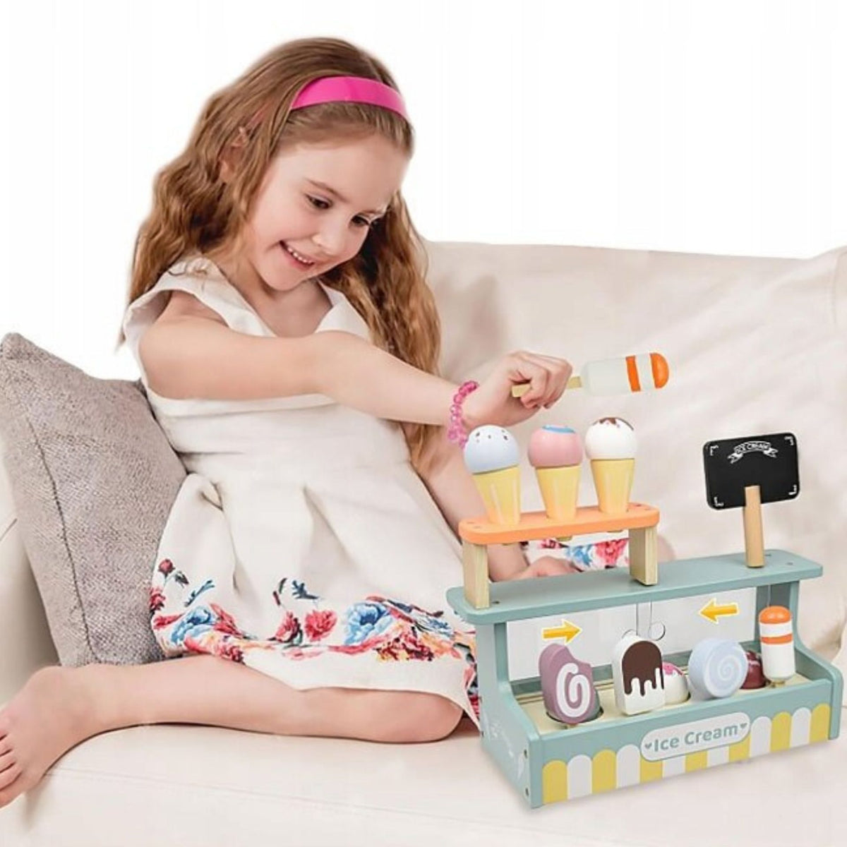 Stand de Inghetata Montessori, Set de Joaca Educativ cu Elemente Magnetice si Joc de Rol, Lemn Natural, Vitrina Glisanta si Mini-Tabla, 3 ani+, Multicolor