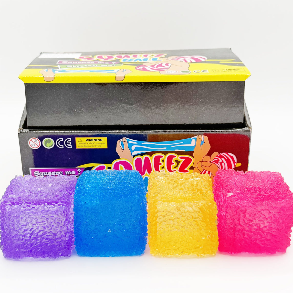 Jucarie Squishy Antistres, Cub Magic Inghetat cu Revenire Lenta, Termoplastic, 4.5x4.5x4.5 cm, Culoare Surpriza Mix