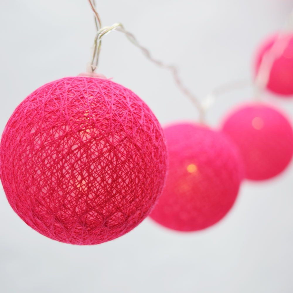Instalatie de Craciun Tip Sir cu 10 LED-uri, Globuri Decorative, Functionare pe Baterii, Interior, Roz, 1.5 m