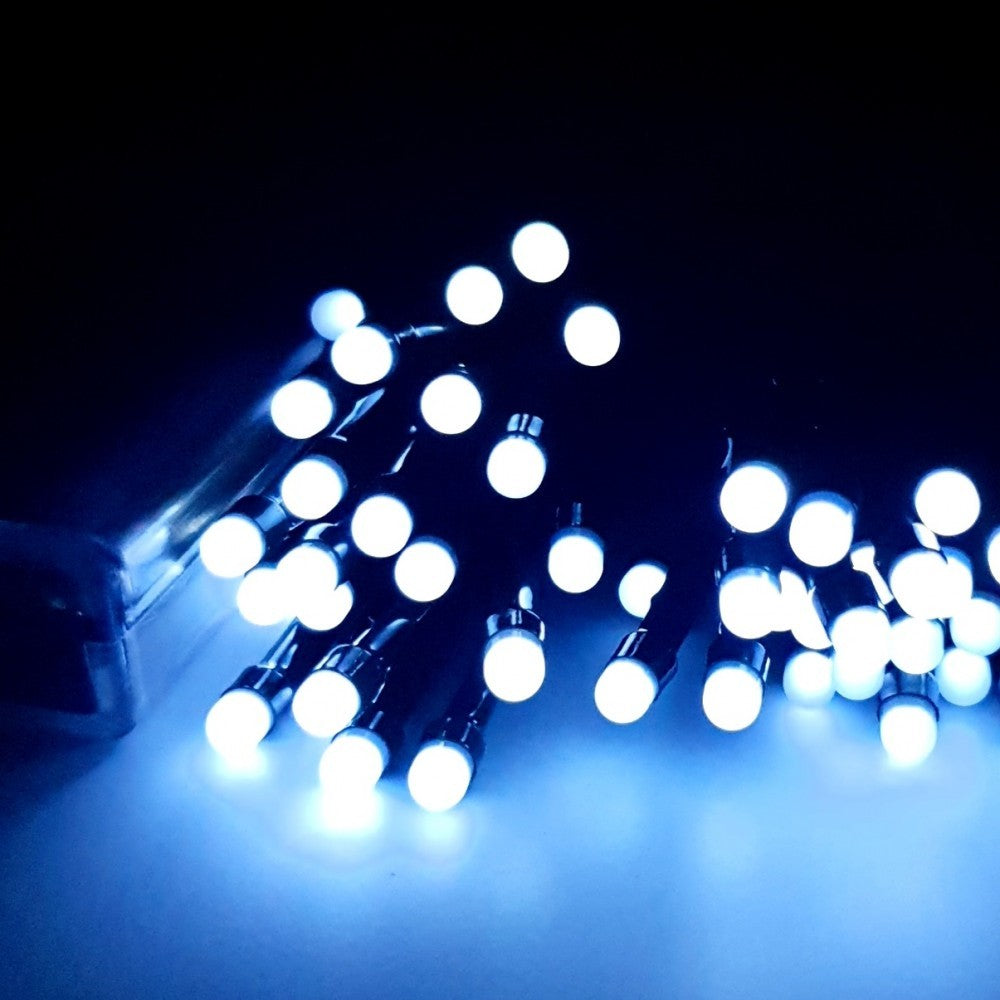 Instalatie de Craciun Tip Sir, 50 LED-uri Alb Rece, Fir Negru Flexibil, Alimentare cu Baterii, Lungime 4.5 m