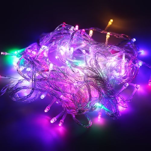 Instalatie de Craciun Tip Sir, 50 LED-uri Multicolor, Fir Transparent cu Baterii, Lungime 5 m