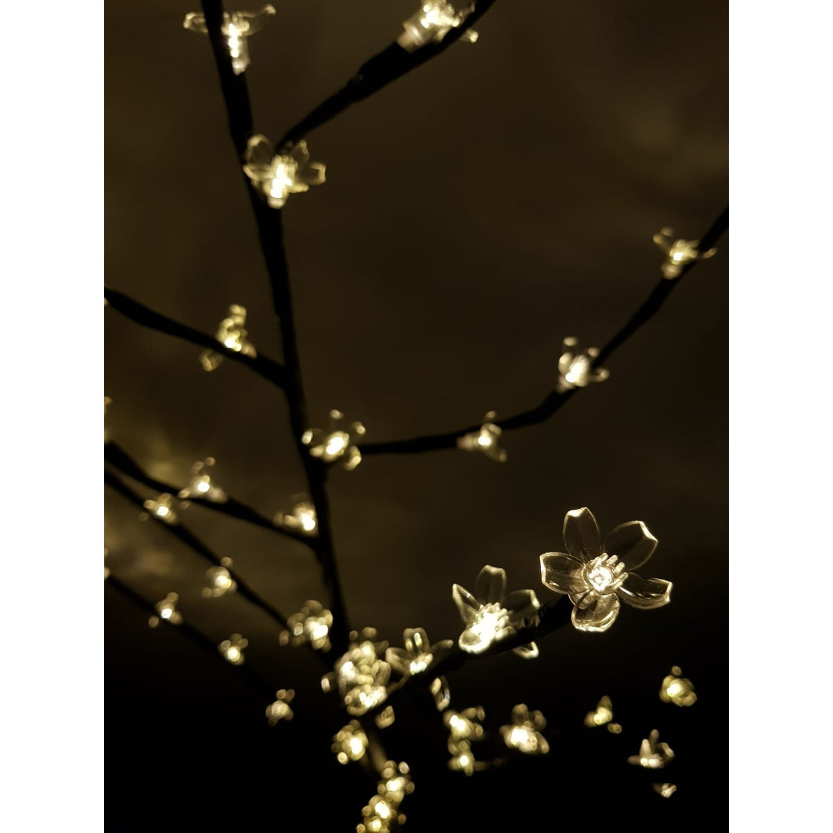 Decoratiune Luminoasa Crenguta, Lampa de Masa cu Flori de Cires, 72 LED-uri, Alimentare Baterii sau USB, Plastic si Cupru, Lumina Alb Cald, 20 cm