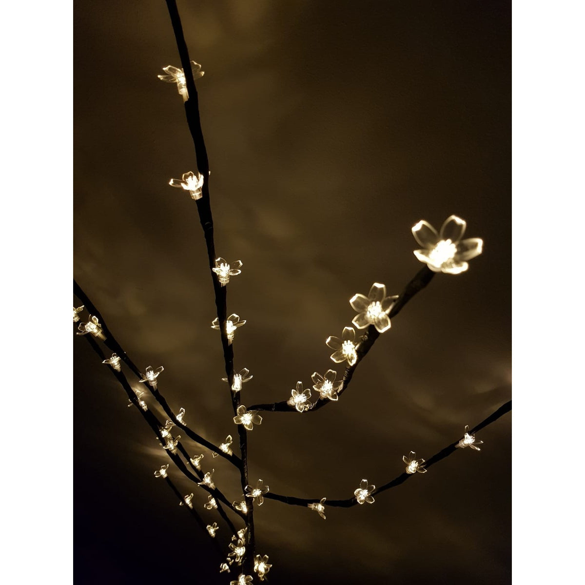 Decoratiune Luminoasa Crenguta, Lampa de Masa cu Flori de Cires, 72 LED-uri, Alimentare Baterii sau USB, Plastic si Cupru, Lumina Alb Cald, 20 cm