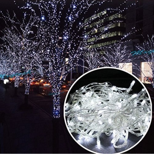 Instalatie De Craciun Tip Sir Cu 50 LED-uri, Alimentare Pe Baterii, Utilizare Interior Si Exterior, Fir Transparent, 5 m, Alb Rece