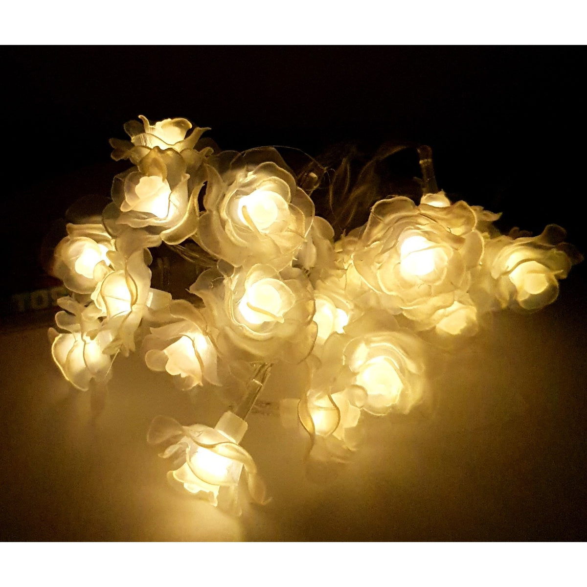Instalatie de Craciun Tip Sir, Ghirlanda Luminoasa cu 20 LED-uri in Forma de Flori, Alimentare cu Baterii, Interior si Exterior, 2.5 m, Alb Cald