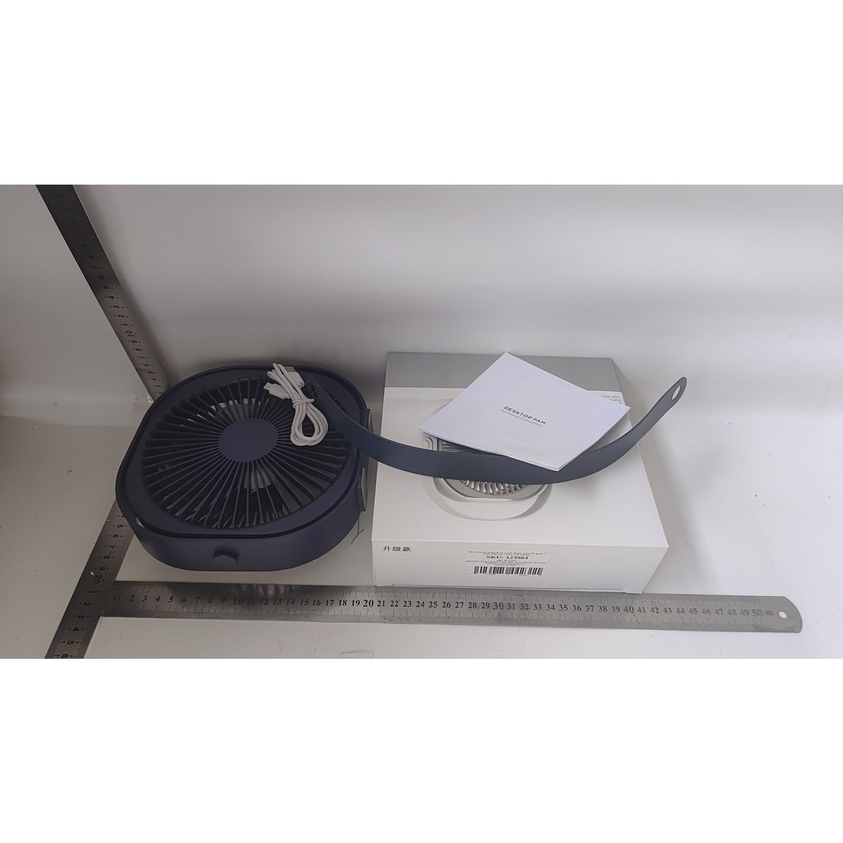 Mini Ventilator Portabil pentru Birou, Alimentare USB, 3 Viteze, Rotire 360 Grade, Motor Silentios Fara Perii, Design Urechi de Pisica, Material ABS, 13.5 x 12.8 cm, Albastru