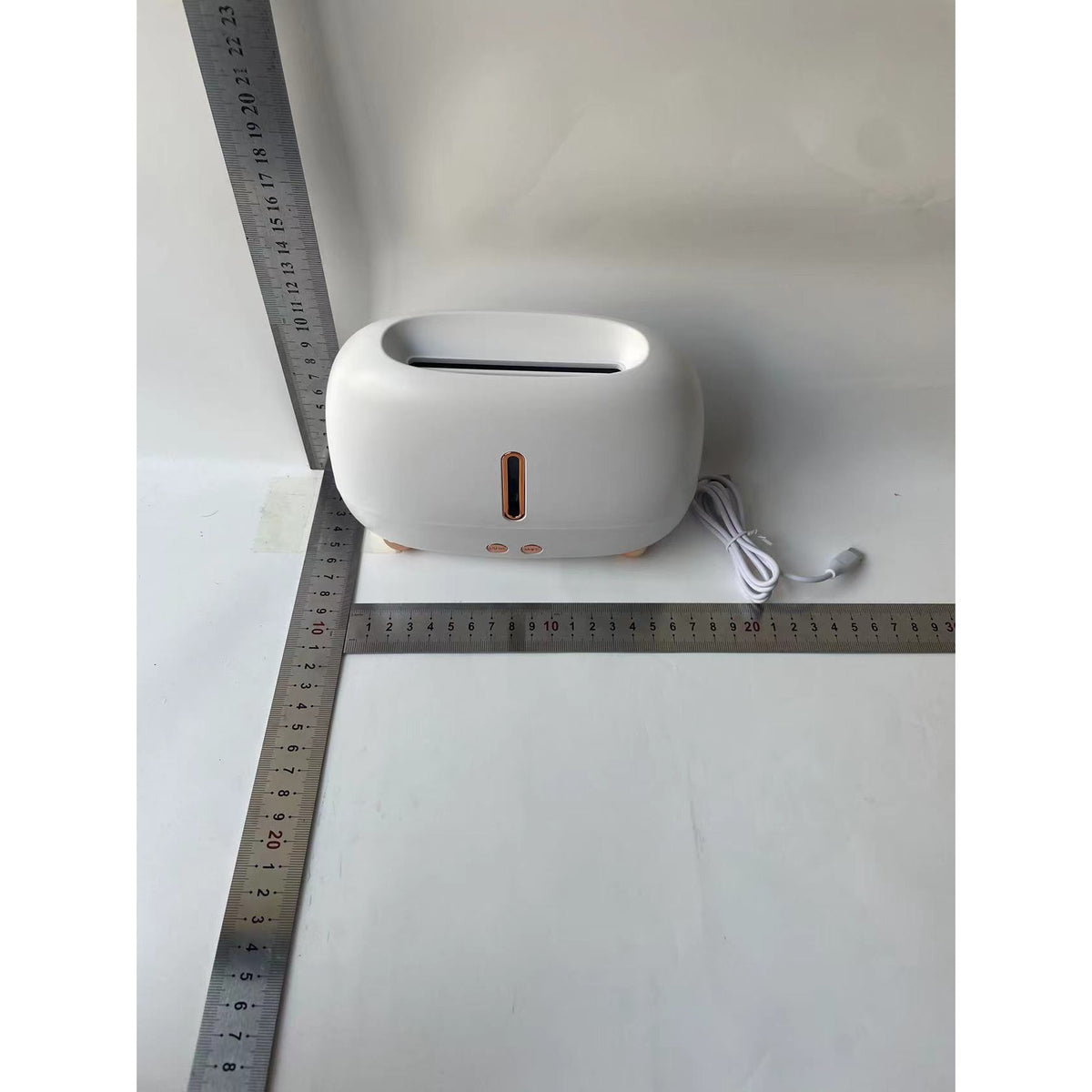 Umidificator Cu Ultrasunete Si Difuzor Aromaterapie, Efect Flacara Realist Cu 7 Culori LED, Silentios 30dB, Oprire Automata, Alimentare USB-C, ABS, 250 ml, Alb