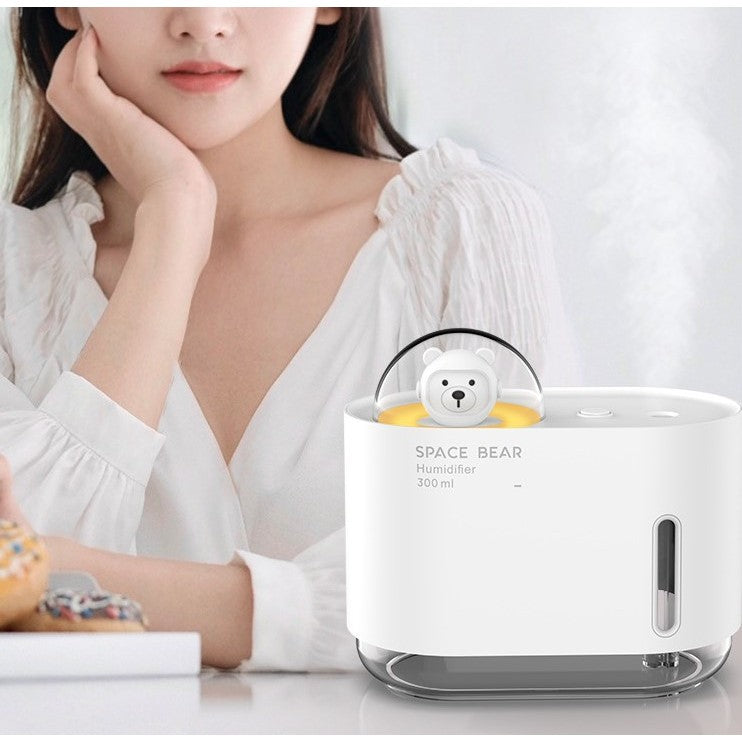 Umidificator de Aer si Difuzor de Aroma pentru Copii, Model Ursulet Spatial, Tehnologie Ultrasonica Silentioasa 28dB, Rezervor 300 ml, Iluminare LED Colorata, Alimentare USB, Alb