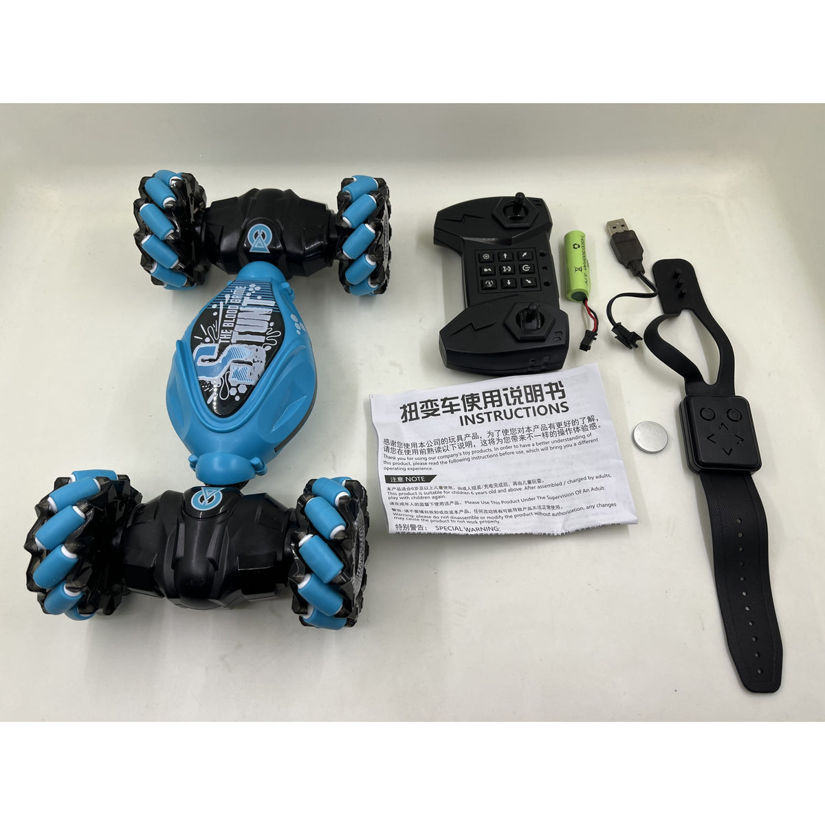 Masinuta Electrica De Jucarie Controlabila Prin Gesturi Si Telecomanda 2.4 GHz, Masina De Cascadorii Cu Doua Fete, Viteza 25km/h, Lumini Si Muzica, Acumulator 1400 mAh, Material ABS, 42 cm, Albastru