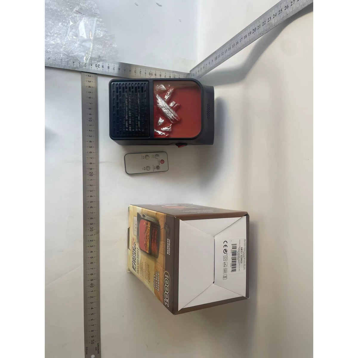 Aeroterma Portabila Electrica, Mini Radiator Puternic 1000W, Efect Semineu cu Flacara 3D, Display LCD, Termostat Reglabil si Temporizator, Telecomanda Inclusa, Negru