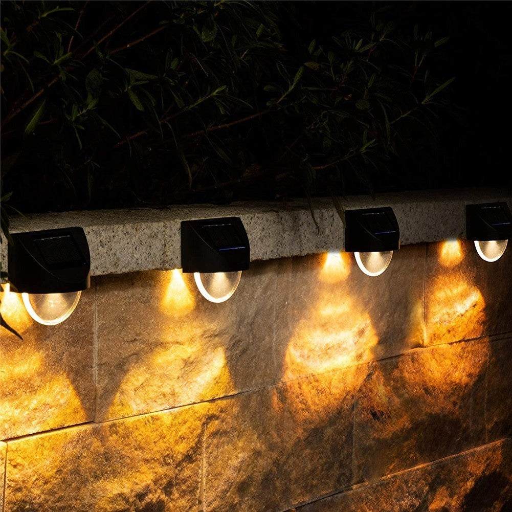 Set 4 Aplice Solare LED pentru Gradina si Terasa, Rezistente la Apa IP65, Senzor Lumina, ABS si Policarbonat, 8.8 x 8.5 cm, Lumina Alb Cald, Negru