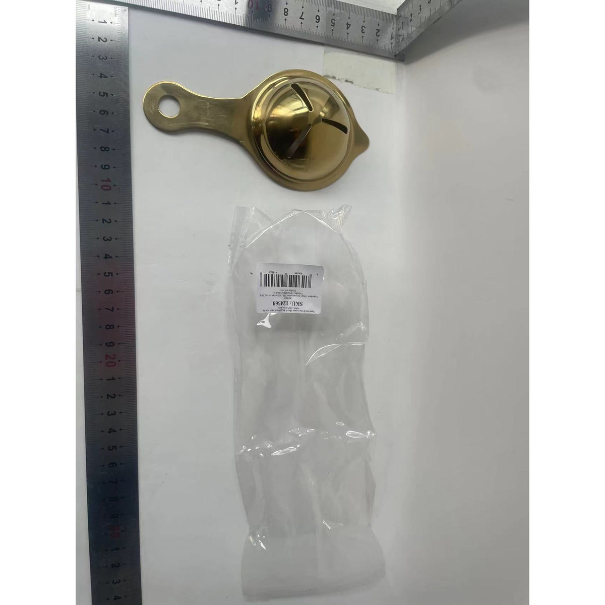 Separator de Oua Profesional, Dispozitiv pentru Separarea Galbenusului cu Suport pentru Bol, Otel Inoxidabil, 14x7.5 cm, Auriu