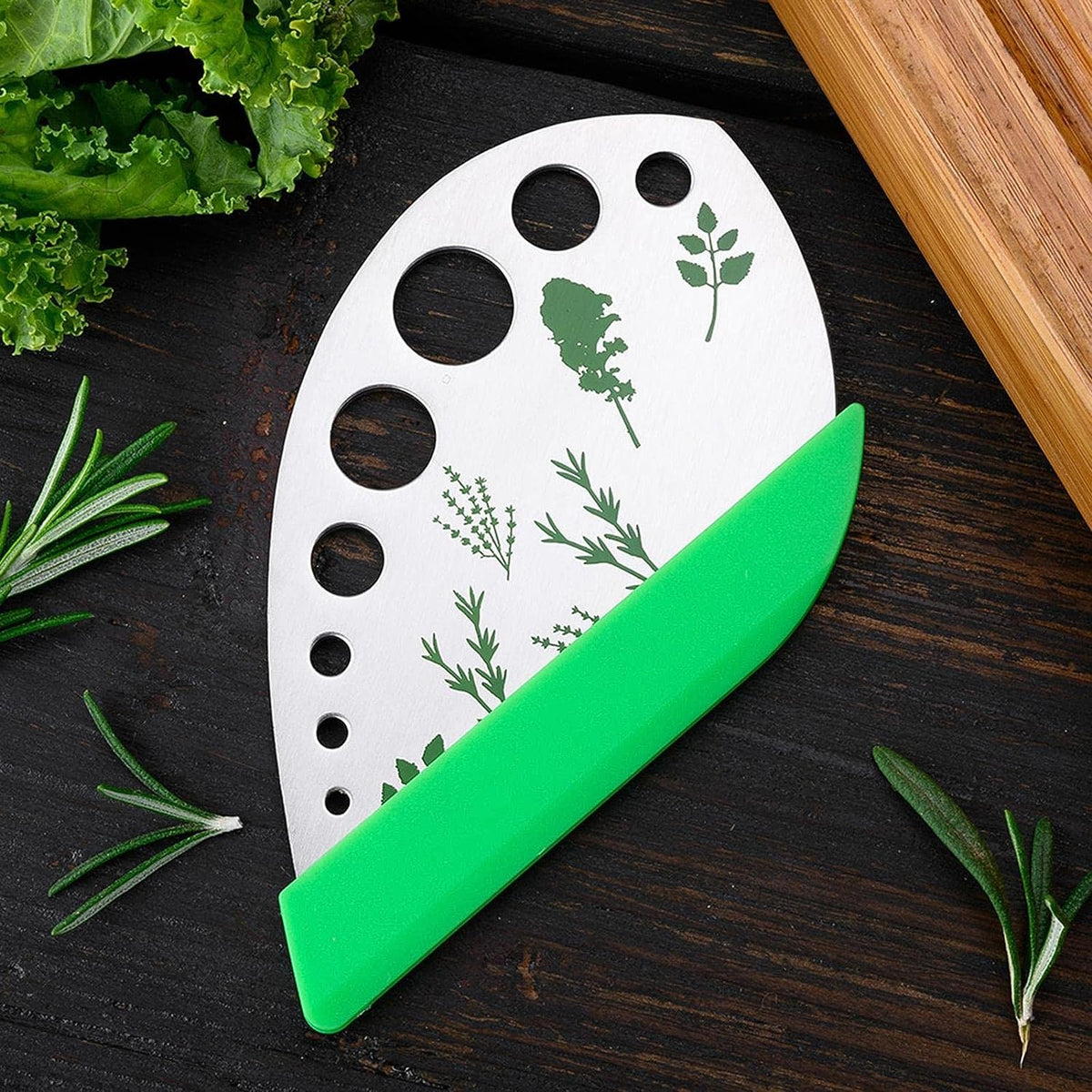 Tocator Manual Si Dispozitiv Curatare Ierburi, Instrument Multifunctional Cu 9 Gauri Pentru Frunze, Margini Ascutite Si Maner Ergonomic, Otel Inoxidabil Rezistent La Rugina, 12.3 x 6.9 cm, Argintiu