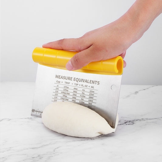 Taietor Aluat 2 in 1 cu Lama Gradata din Otel Inoxidabil, Spatula Detasabila din Plastic, Maner Ergonomic ABS, 15 x 10.5 cm, Galben