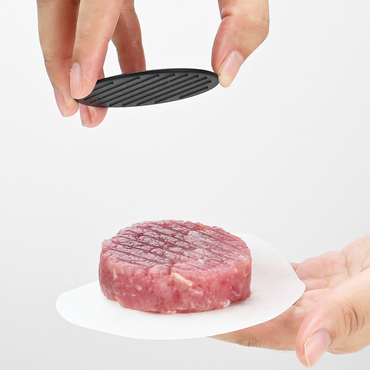 Presa Hamburger 2 in 1, Forma pentru Burgeri cu Umplutura, Invelis Antiaderent, Maner Ergonomic, Include 100 Foi de Copt, Material ABS, 13x13.5x7 cm, Negru