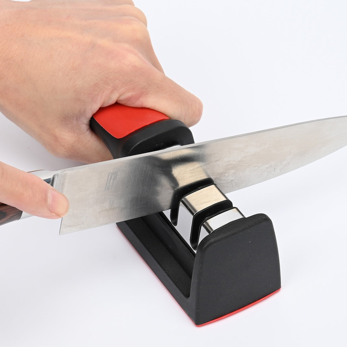 Dispozitiv Profesional Pentru Ascutit Cutite, 3 Trepte De Ascutire Cu Lame Din Otel Si Ceramica, Maner Antiderapant, Inox Si ABS, 21.5x5x6 cm, Rosu/Negru