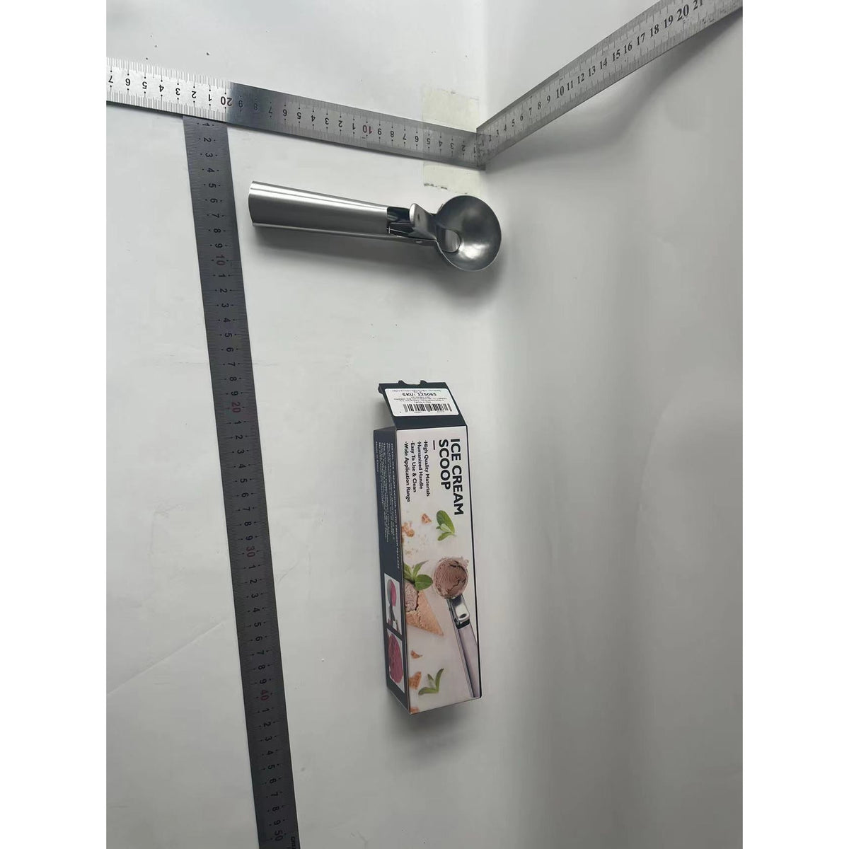 Cool Serving, Lingura Dozatoare Inghetata cu Mecanism de Actionare, Maner Ergonomic, Otel Inoxidabil, Gri