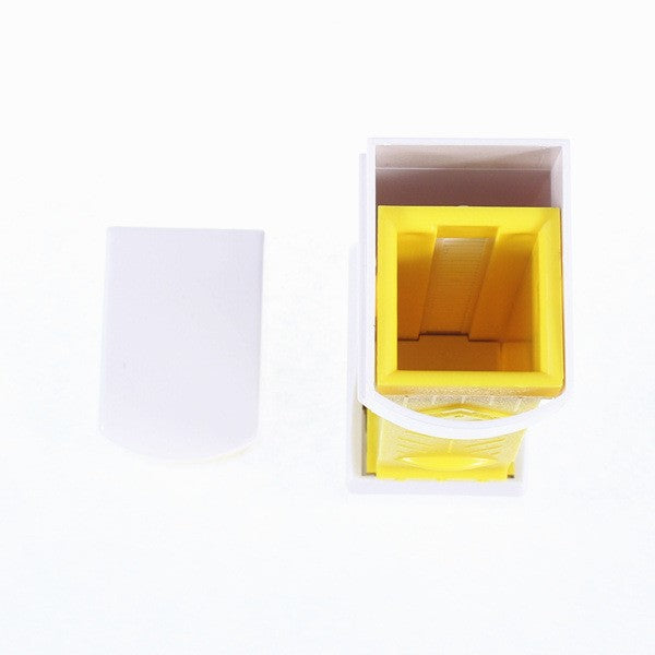 Feliator Manual de Unt, Dispozitiv pentru Taiat si Servit Felii Egale, Design Compact pentru Depozitare in Frigider, Material Plastic Rezistent, 20x6x8.5 cm, Alb