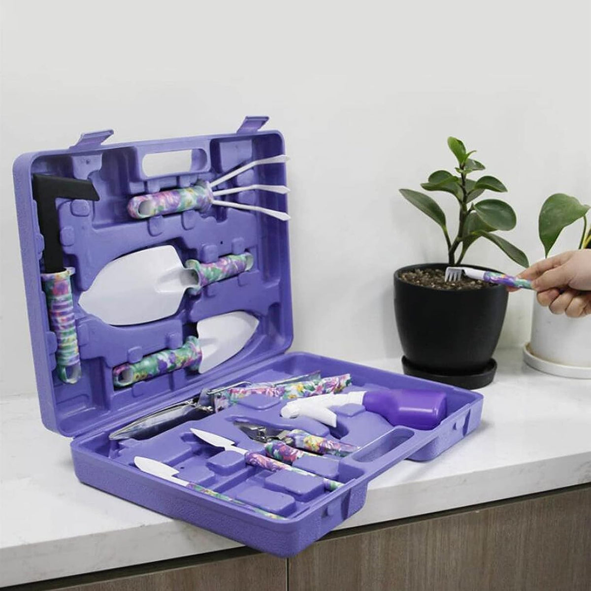 Set Accesorii Gradinarit cu Geanta Depozitare, Unelte Profesionale din Otel Inoxidabil, Lopata, Foarfeca si Grebla, 10 Piese, Mov, 37 x 29 cm