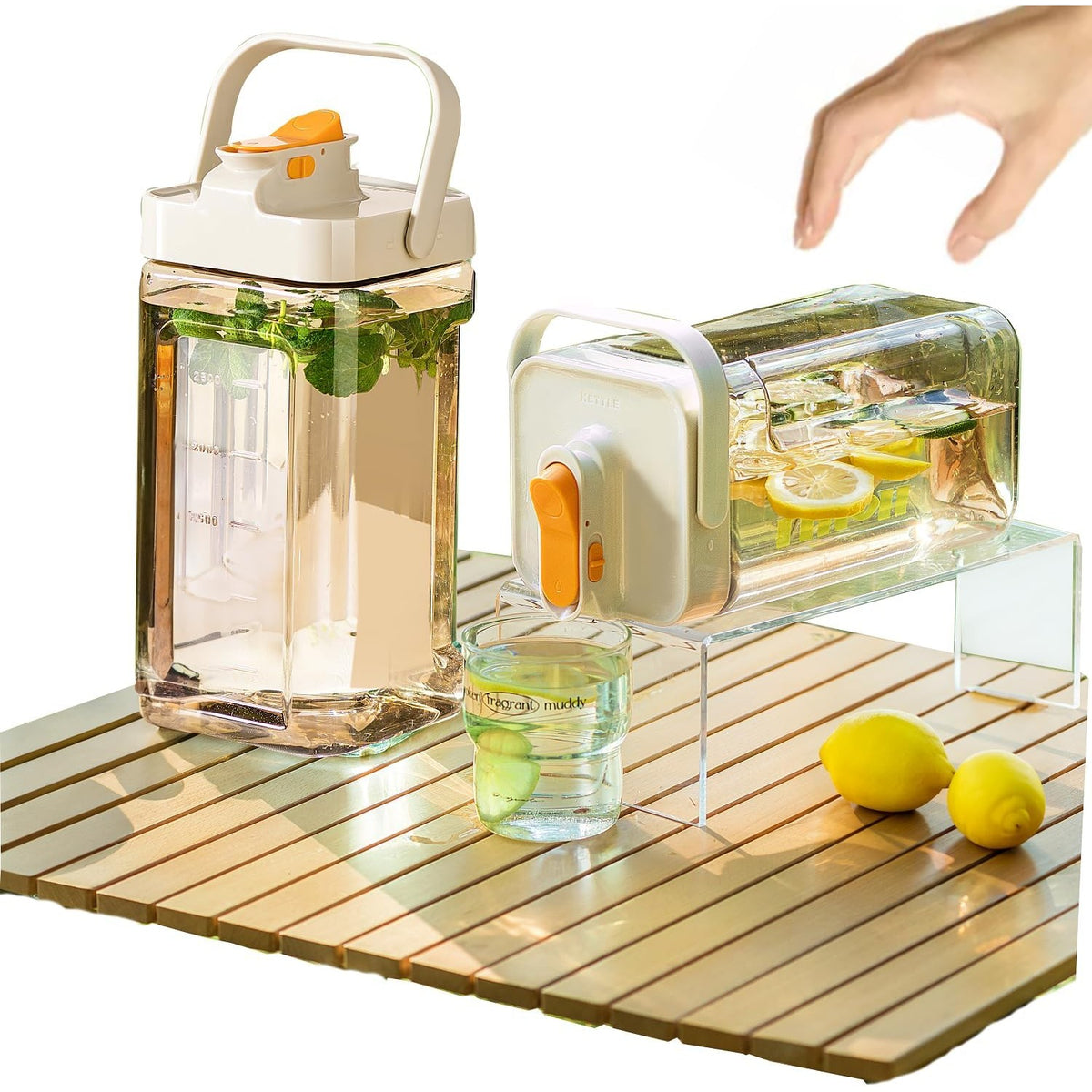 Dozator Portabil de Bauturi cu Robinet, Capacitate 3.5 Litri, Capac Etans si Filtru Reziduuri, Recipient Plastic Gradat cu Maner, 29.7 x 14.1 x 14.4 cm, Alb