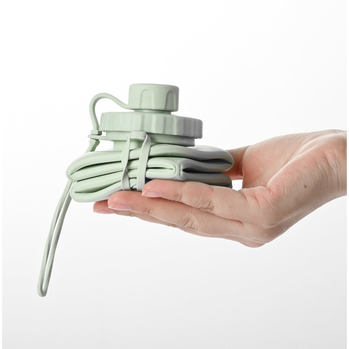 Sticla de Apa Pliabila, Recipient Reutilizabil pentru Sport si Calatorii, Silicon Termorezistent, 600 ml, Verde, 22 x 7.8 cm