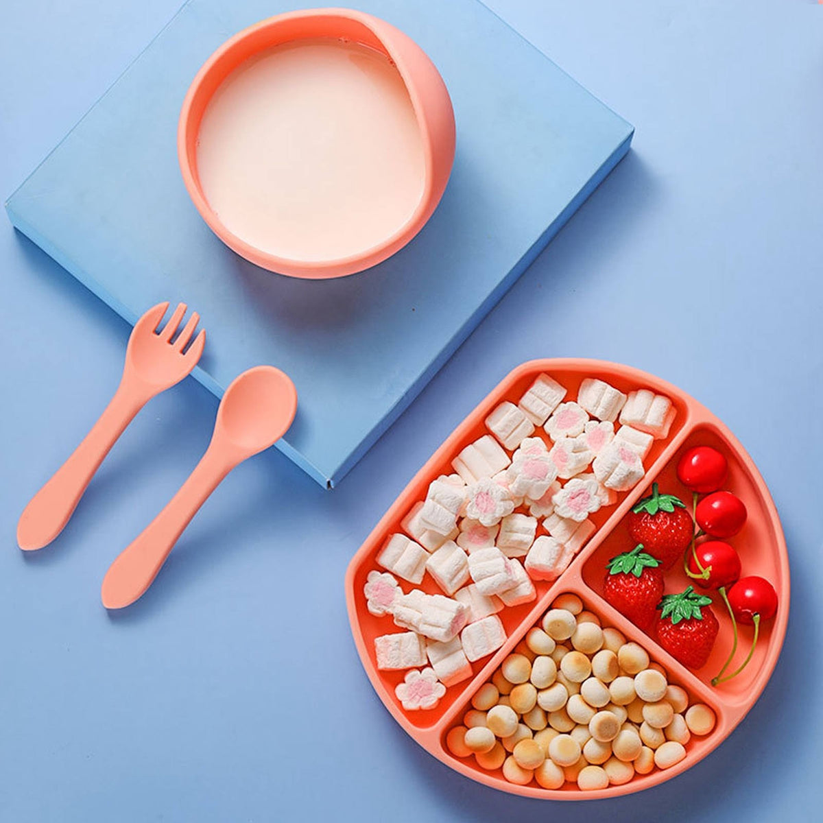 Set Diversificare Bebelusi si Copii, 5 Piese din Silicon Alimentar, Farfurie si Bol cu Ventuza Antiderapanta, Baveta Reglabila, Tacamuri Ergonomice, Roz