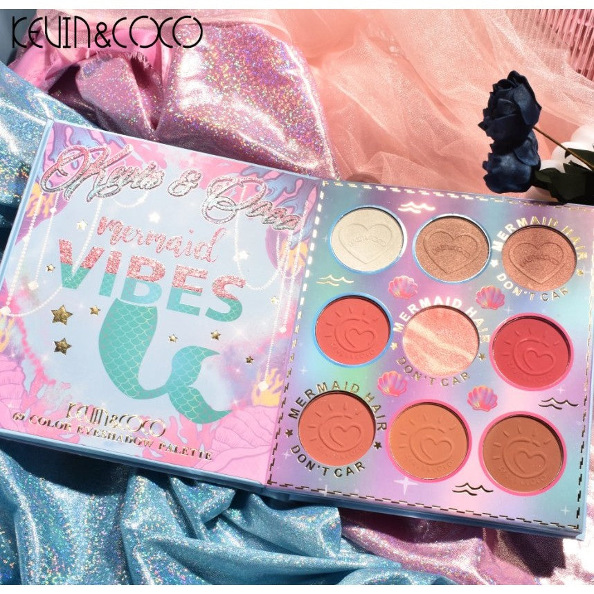 Kevin&Coco Paleta Machiaj cu 69 Nuante Farduri de Pleoape, Blush, Iluminator si Conturing, Deschidere Tip Carte, Multicolor, 18.6 x 16.5 cm, 97 g