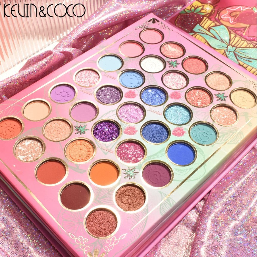 Kevin&Coco Paleta Farduri de Pleoape cu 117 Culori, Design Rotativ pe 4 Straturi, Include Iluminator si Blush, Format Dreptunghiular Compact, 112g, 20.8 x 15.5 cm, Multicolor