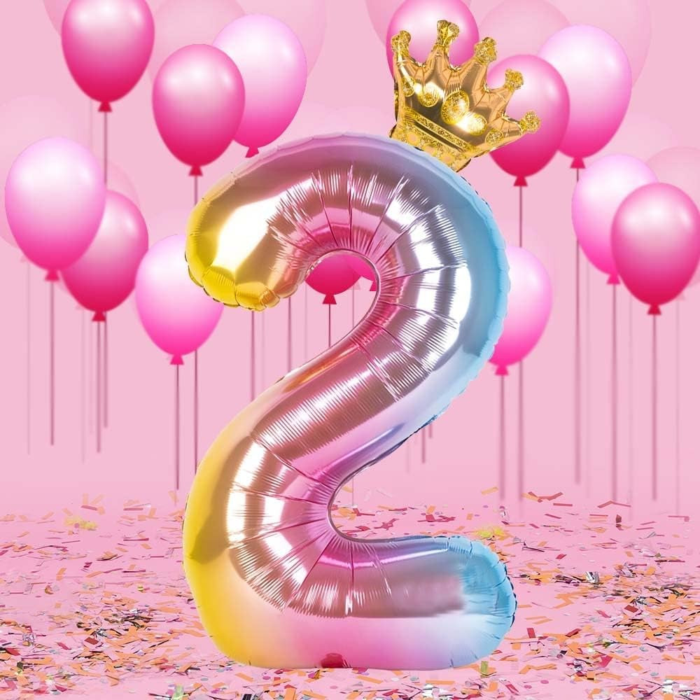Balon Aniversar Cifra 2, Figurina Gigant cu Coronita, Design Gradient Multicolat, Folie de Aluminiu, Umflare Aer sau Heliu, 80 cm, Include Pai de Umflare