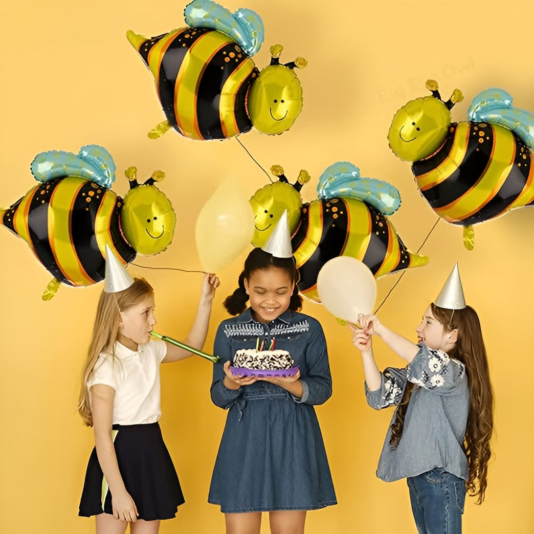 Balon Folie Metalizată Mini Figurină, Model Albinuță Veselă pentru Petreceri, Umflare Aer sau Heliu, Set cu Pai Inclus, Multicolor, 36x42 cm