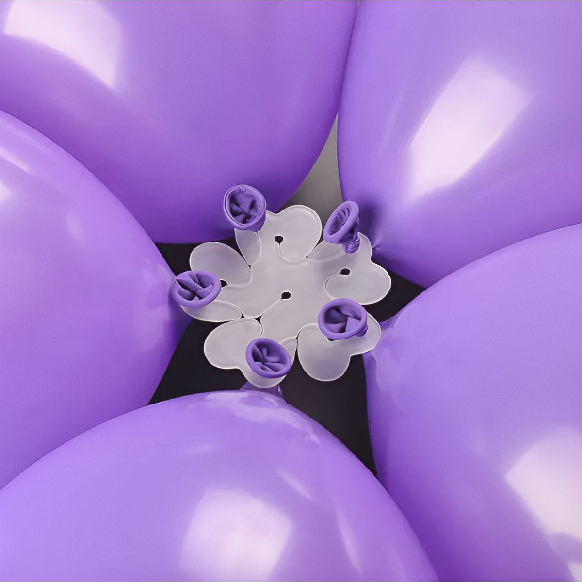 Suport Baloane Model Floare, Dispozitiv Organizare cu Doua Straturi, Plastic Rezistent, Capacitate 11 Baloane, 8x8 cm, Alb