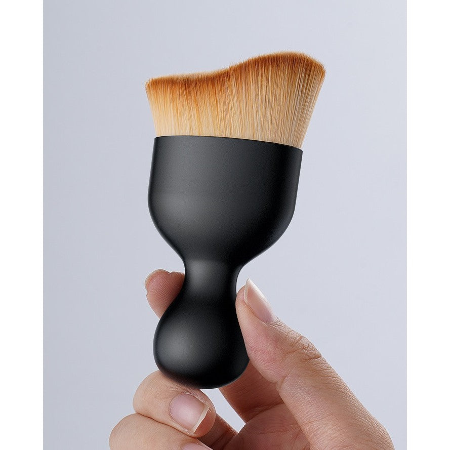 Pensula Multifunctionala pentru Machiaj si Curatare Auto, Perii Moi Sintetici si Capac Protectie, Maner PP, Negru