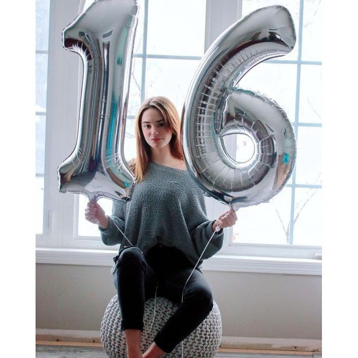 Balon Aniversar Cifra 6, Figurina Gigant din Folie de Aluminiu, Umflare Aer sau Heliu, Pai Inclus, Argintiu, 100 cm