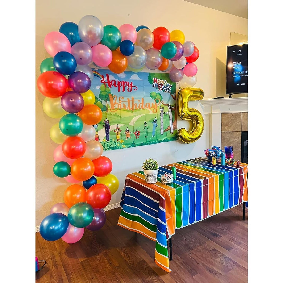 Balon Aniversar Cifra 5, Figurina Gigant din Folie Metalizata, Umflare Aer sau Heliu, Include Pai, 100 cm, Auriu