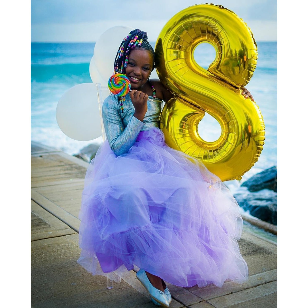Balon Aniversar Cifra 8, Figurina din Folie Metalizata, Umflare cu Aer sau Heliu, Include Pai, Inaltime 100 cm, Auriu