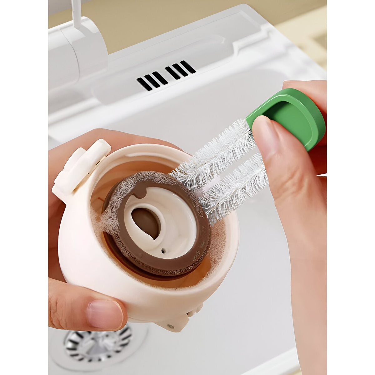 Perie de Curatat Pahare si Sticle 4 in 1, Set Curatare cu Maner Lung, Burete si Accesorii pentru Paie sau Capace, ABS si Silicon, 27.5 cm, Verde