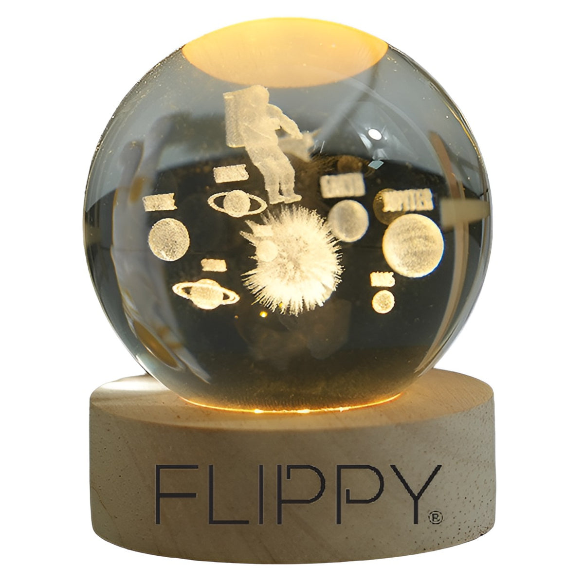 Lampa LED Decorativa, Bila de Cristal 3D cu Model Astronaut in Galaxie, Gravura Laser, Suport din Lemn, Alimentare USB, Lumina Alb Cald, Diametru 6 cm
