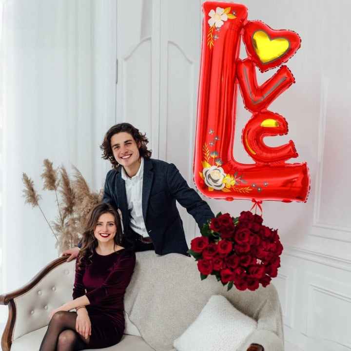 Balon din Folie Metalizata Model Love, Figurine Tematica Iubire, Umflare Aer sau Heliu, Set cu Pai Inclus, 110x64 cm, Rosu