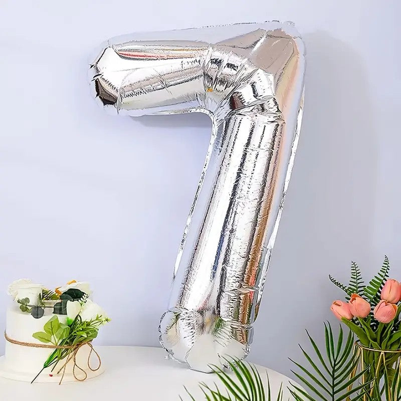 Balon Cifra 7 Din Folie Aluminiu, Pentru Aer Sau Heliu, Cu Agatatoare Si Pai Umflare Inclus, Argintiu, 81 cm